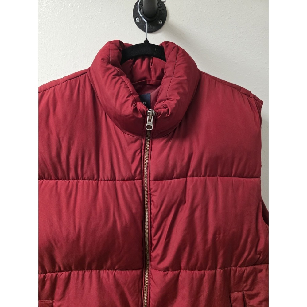 Gap Men's Puffer Vest XL Red Zip Sleeveless‎ Quilted Insulated Winter Outerwear - Picture 2 of 8
